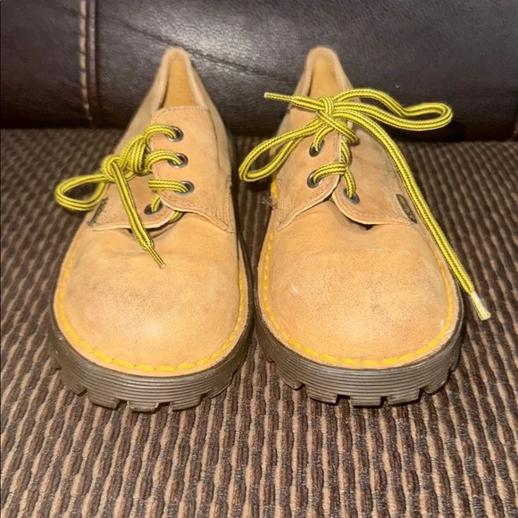 Vtg Dr Martens Oxford Shoes Youth Size 11 Brown Leather Made in England Lace - Picture 2 of 7